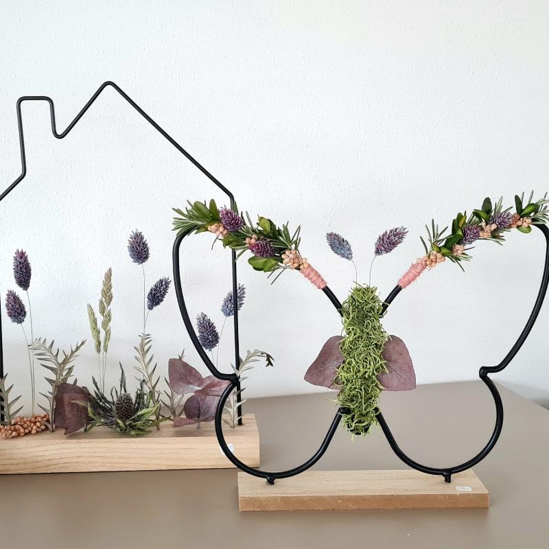 Saison Frühling Sommer: Flowerbar Haus & Schmetterling