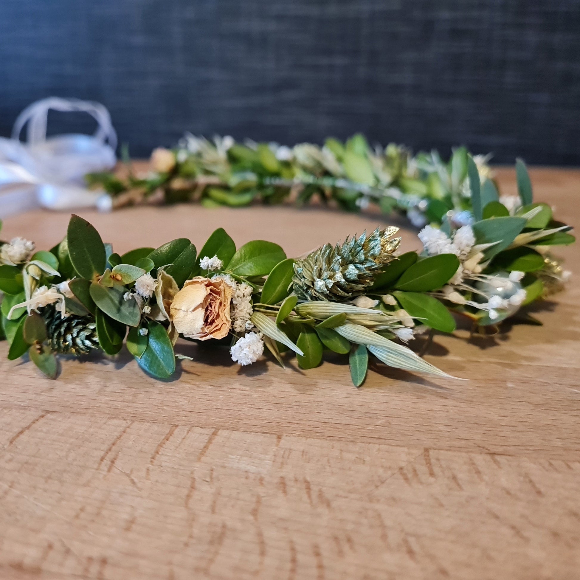 Haarschmuck zur Hochzeit für Braut, Brautjungfer und Blumenmädchen, Haarkranz aus echten Trockenblumen